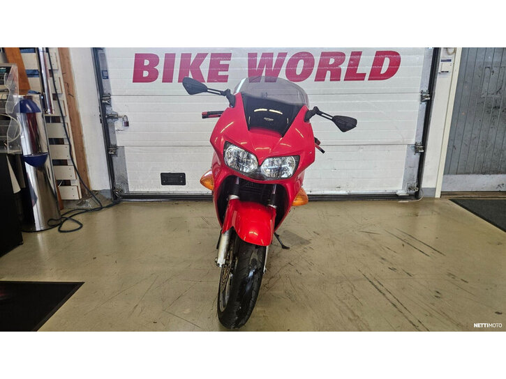 Moottoripyörä Honda VFR 2002 26075869