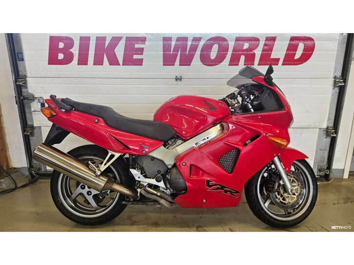 Moottoripyörä Honda VFR 2002 26075870