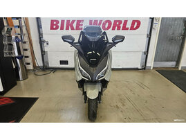 Skootteri Honda Forza 2023 26078333