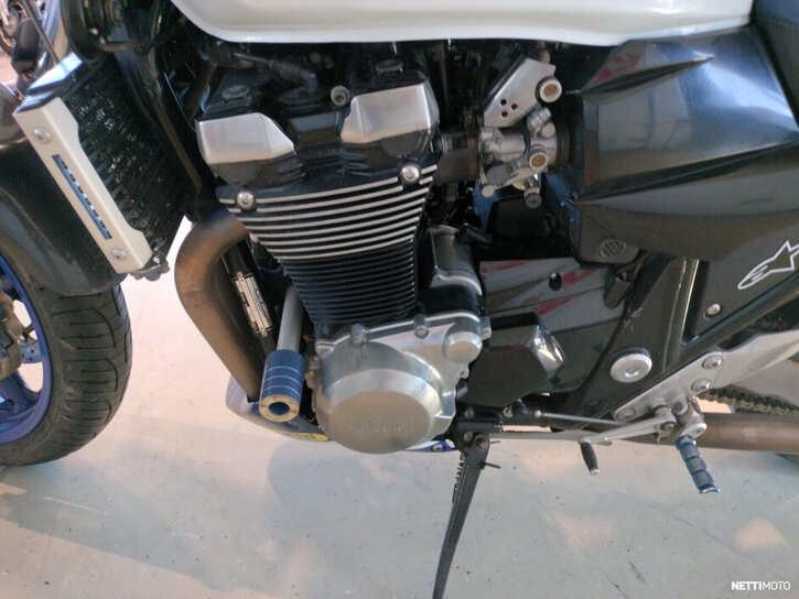 Moottoripyörä Suzuki GSX 2003 26085711