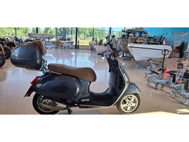 Skootteri Vespa GTS 2019 26152942