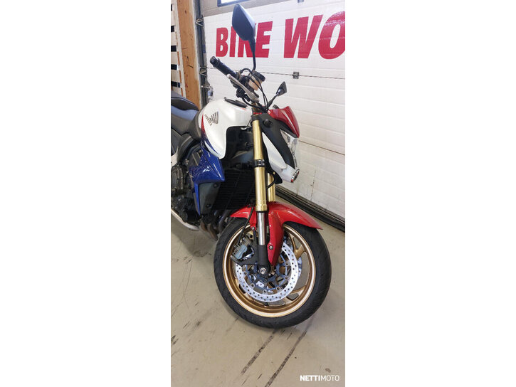Moottoripyörä Honda CB 2011 26166046