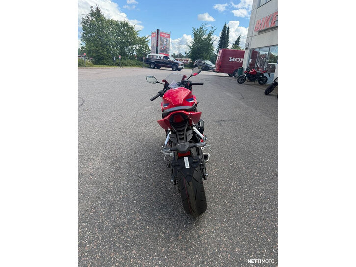 Moottoripyörä Honda CBR 2026 26221498