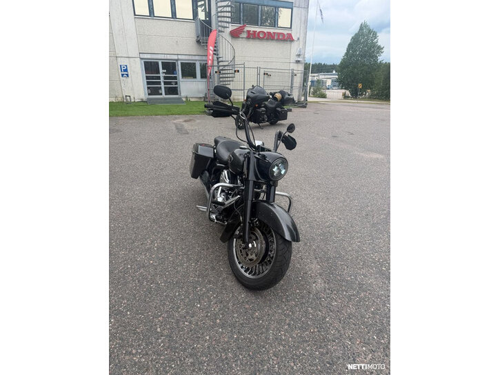 Moottoripyörä Harley-Davidson Touring 2011 26256451