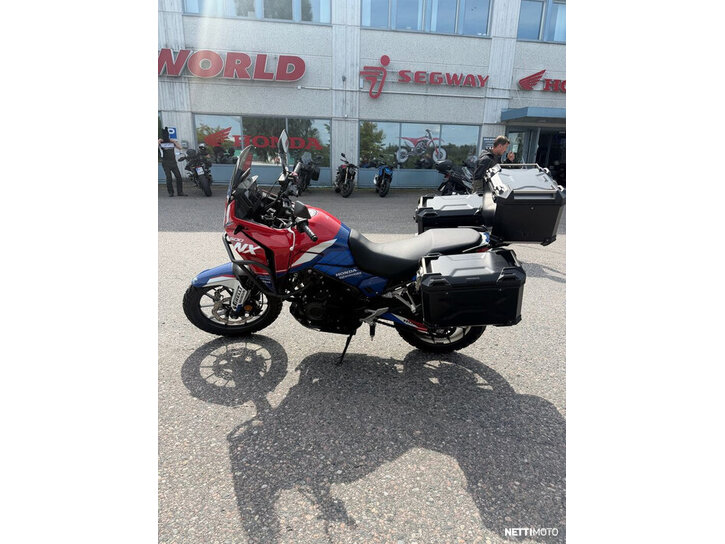 Moottoripyörä Honda CB 2025 26266019