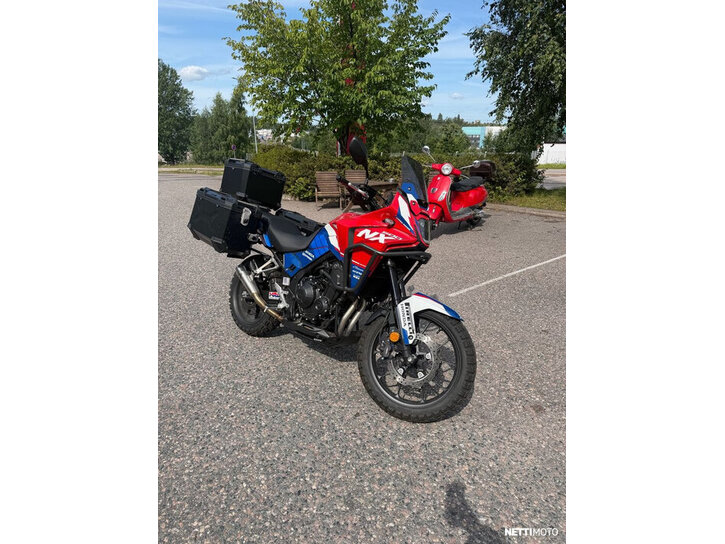 Moottoripyörä Honda CB 2025 26266025