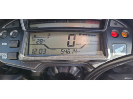 Moottoripyörä Honda VFR 2012 26342427