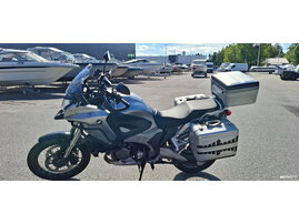 Moottoripyörä Honda VFR 2012 26342435