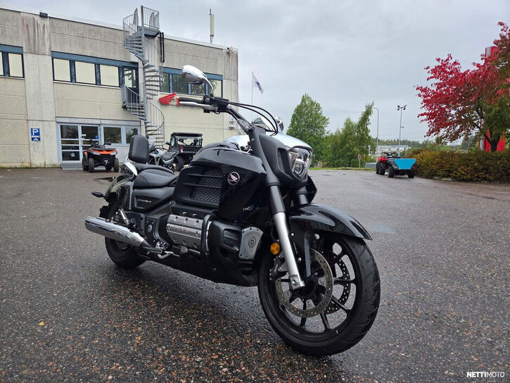 Moottoripyörä Honda GL 2014 26835153