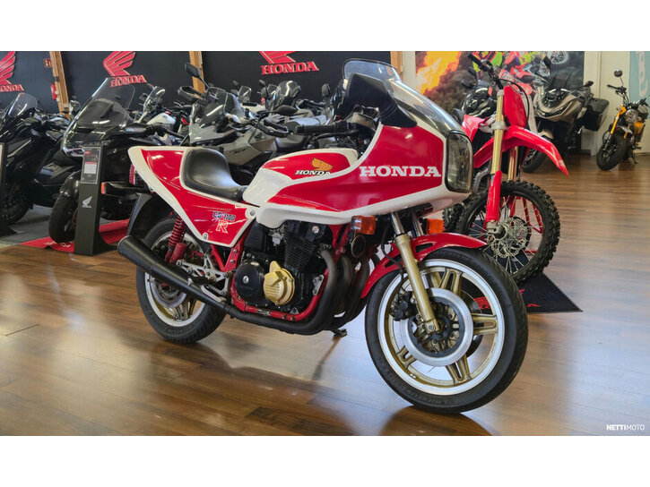 Moottoripyörä Honda CB 1981 26833338
