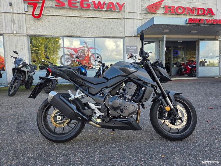 Moottoripyörä Honda CB 2026 26889290