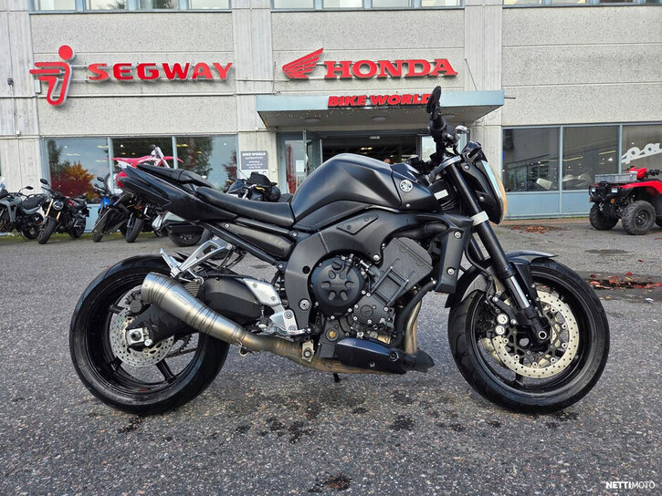 Moottoripyörä Yamaha FZ1-N 2011 26890890