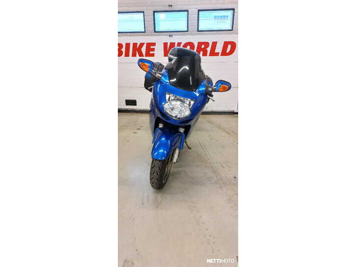 Moottoripyörä Honda CBR 2001 27051099