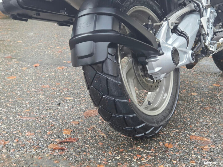 Moottoripyörä BMW R 2012 27082707