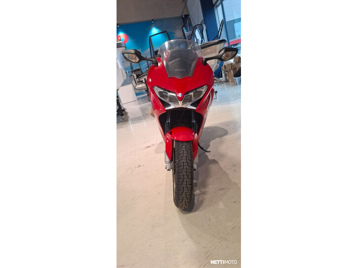 Moottoripyörä Honda VFR 2014 27085590
