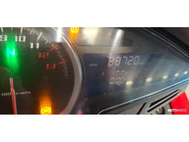 Moottoripyörä Honda VFR 2014 27085591