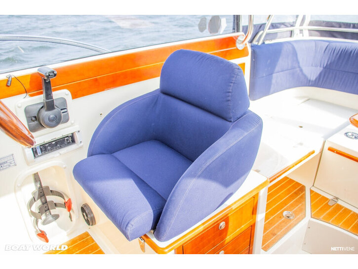 Moottorivene Aquador 23 HT 2004 3160282