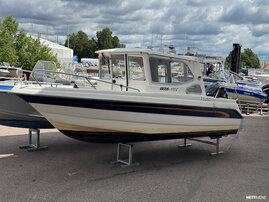 Moottorivene Bella 572 2009 3353744