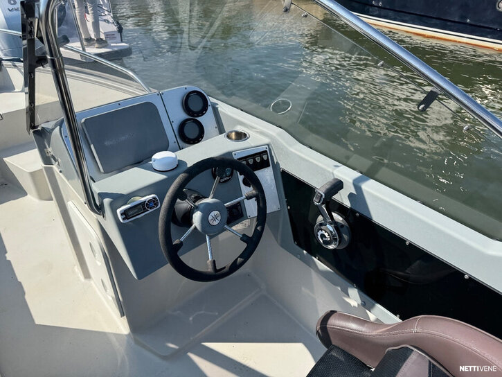 Moottorivene Silver Shark 580 BR 2011 3407435