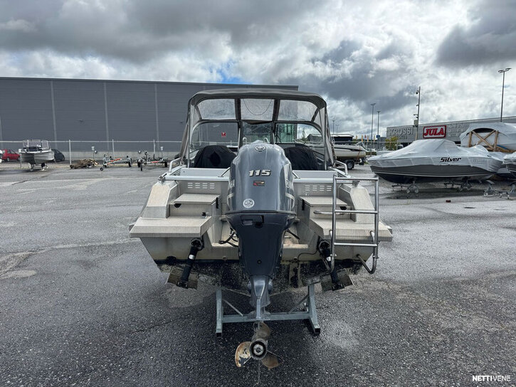 Moottorivene Buster XL 2019 3421035
