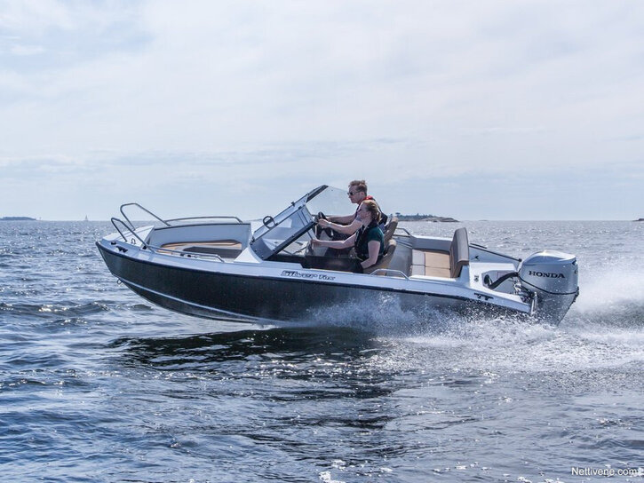 Moottorivene Silver Fox 2026 525127