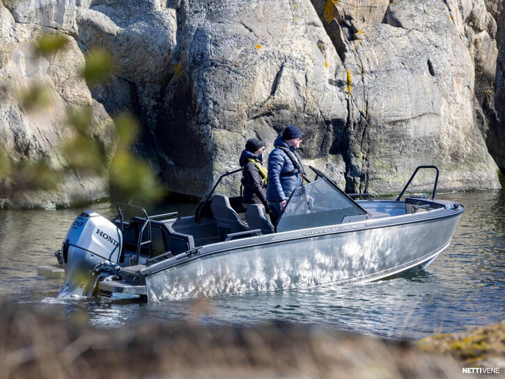 Moottorivene Silver Hawk 2026 3053886