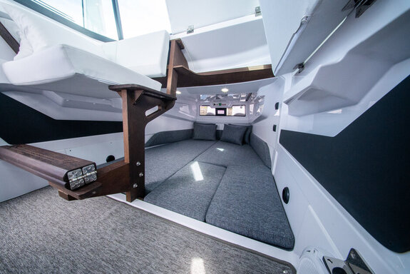 Axopar 29 XC Cross Cabin__39