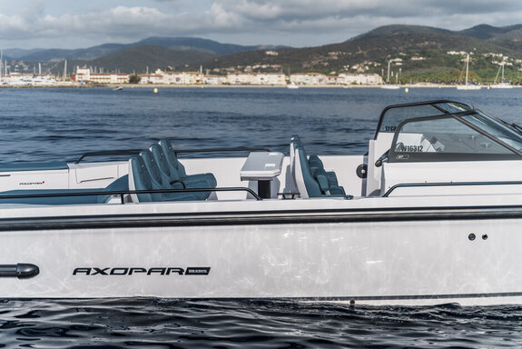 Axopar 37 Spyder_MY2023_A7_07751