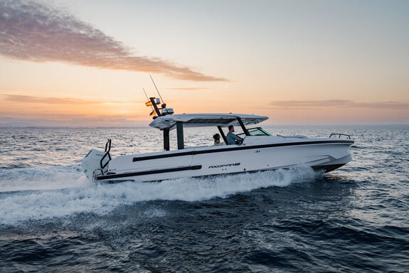 Axopar 38 Sun Top_DSC09920