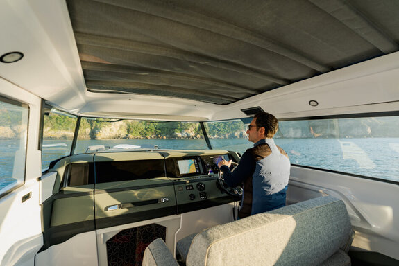 Axopar 38 XC Cross Cabin_A7501056