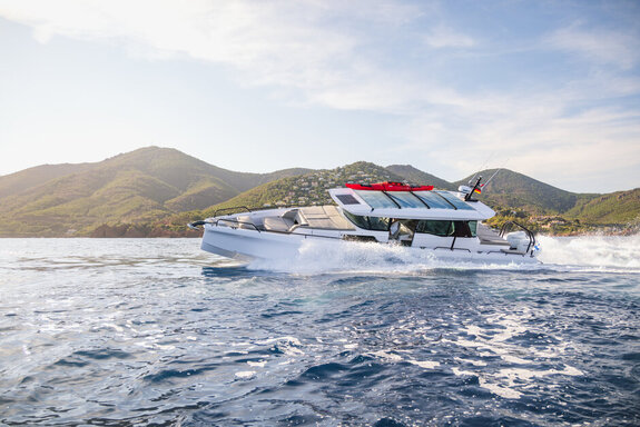 Axopar 45 XC Cross Cabin_099A2090