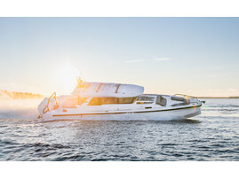 Axopar 38 XC Cross Cabin