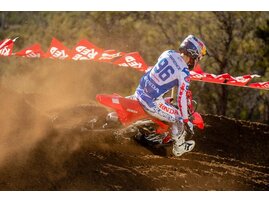 24YM-CRF450R-R292R-Extre-Red-19
