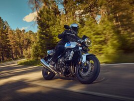 26YM CB1000F NHD19M WolfSilverMetallic BlueStripe 015