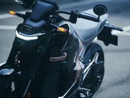 26YM Honda WN7 Graphite Black aws 035