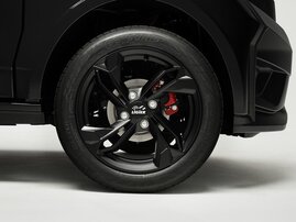 YM25 001 202407 Ligier Europe JS50 Elite Intense Black Rims