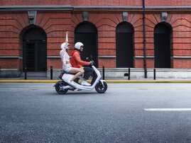 Niu M+ sähköskootteri