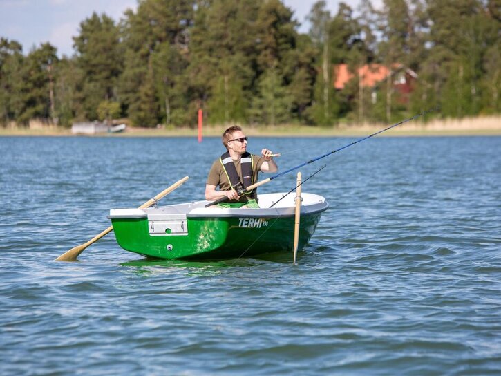 Väri: TER390
