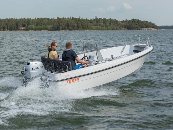 Väri: T450C_BF40